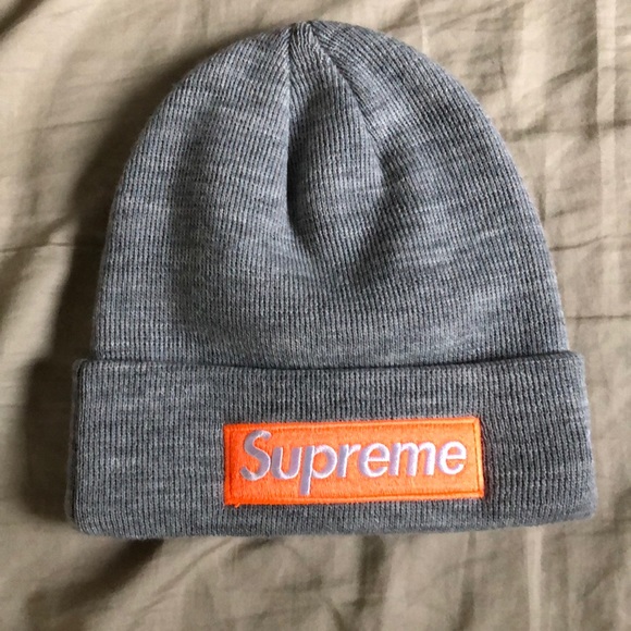 grey supreme beanie